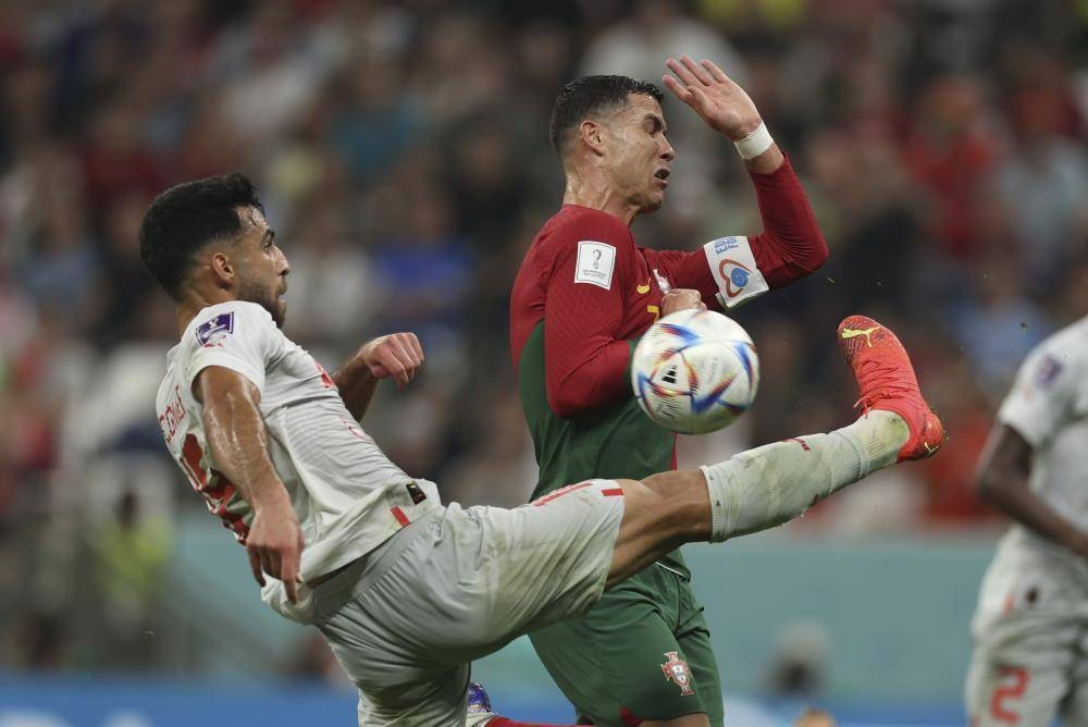 摩洛哥队3比0击败西班牙，葡萄牙队6